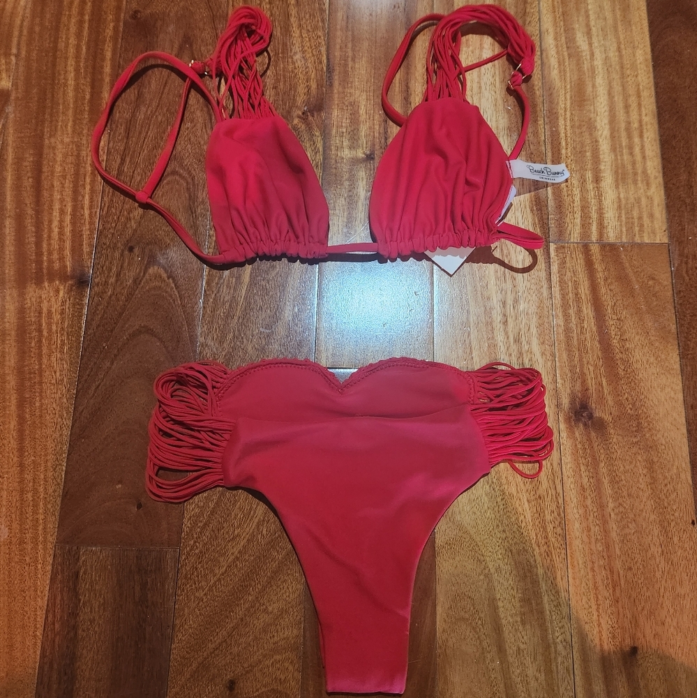 Beach Bunny Heart Sample Bikini New